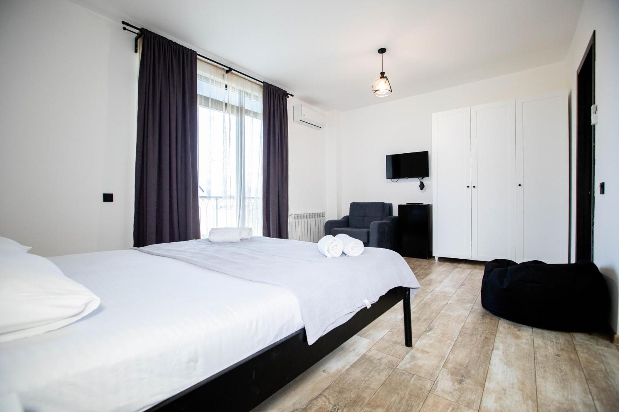 Level Up Hotel & Restaurant Кобулети Екстериор снимка