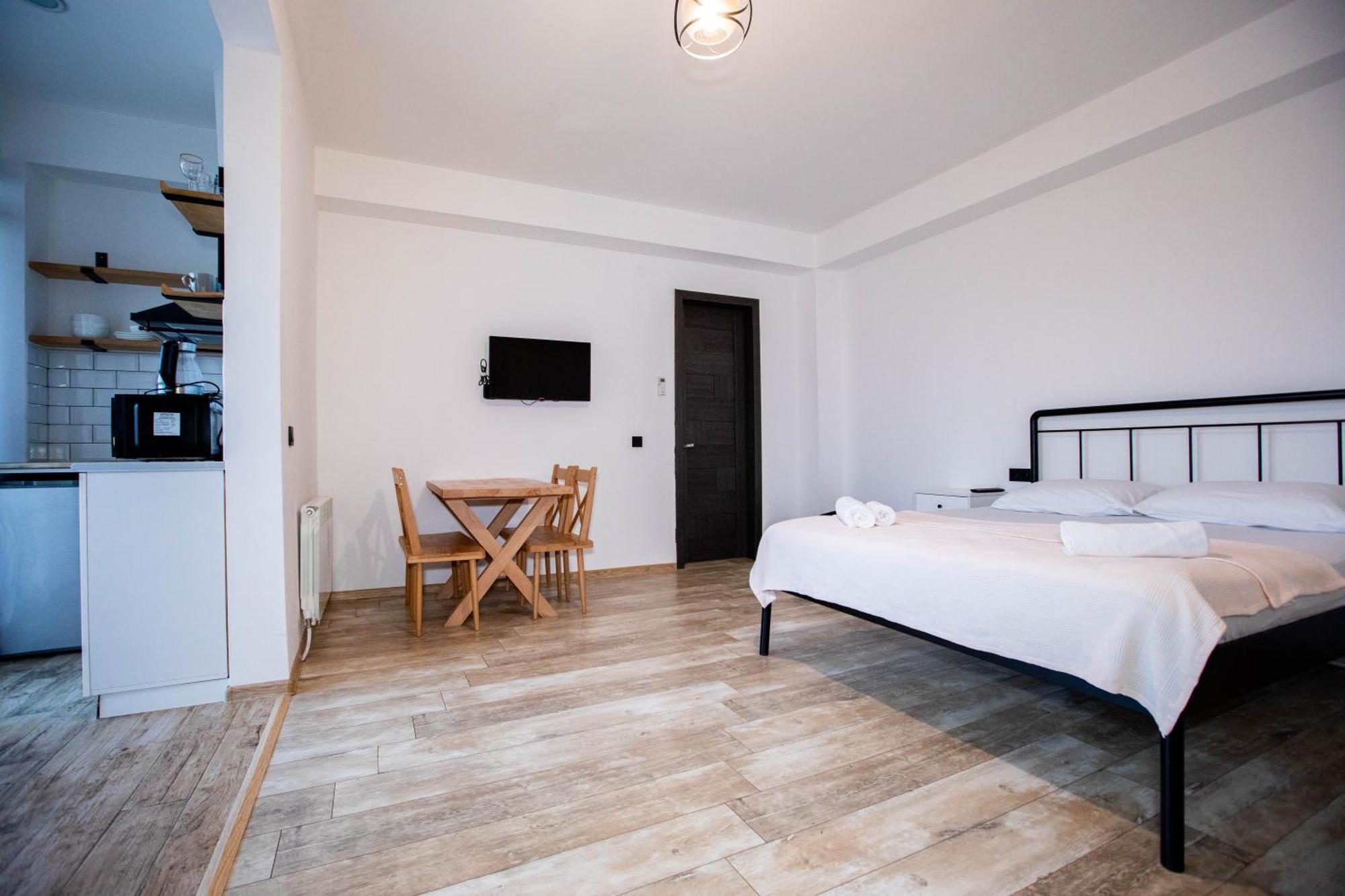 Level Up Hotel & Restaurant Кобулети Екстериор снимка