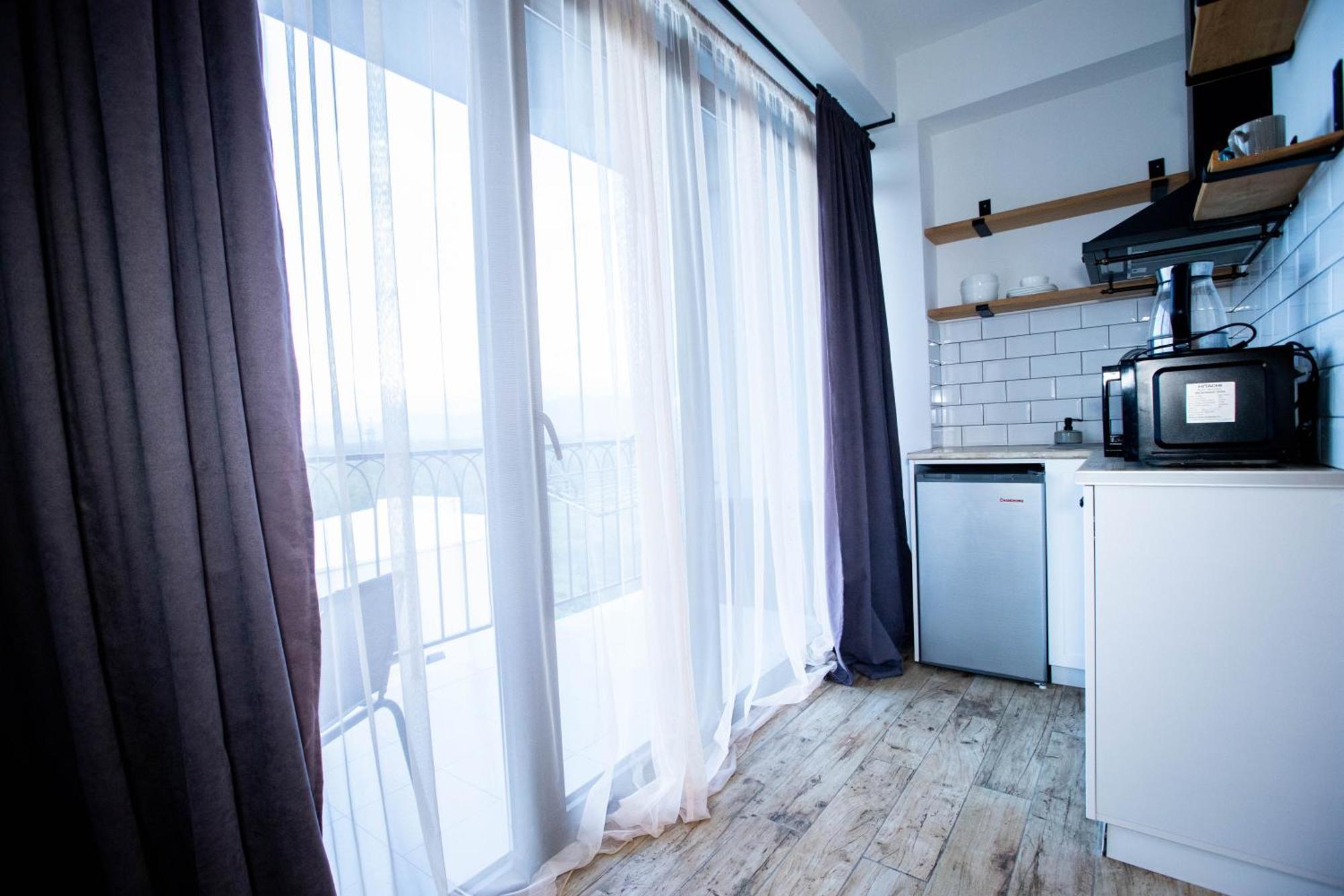 Level Up Hotel & Restaurant Кобулети Екстериор снимка