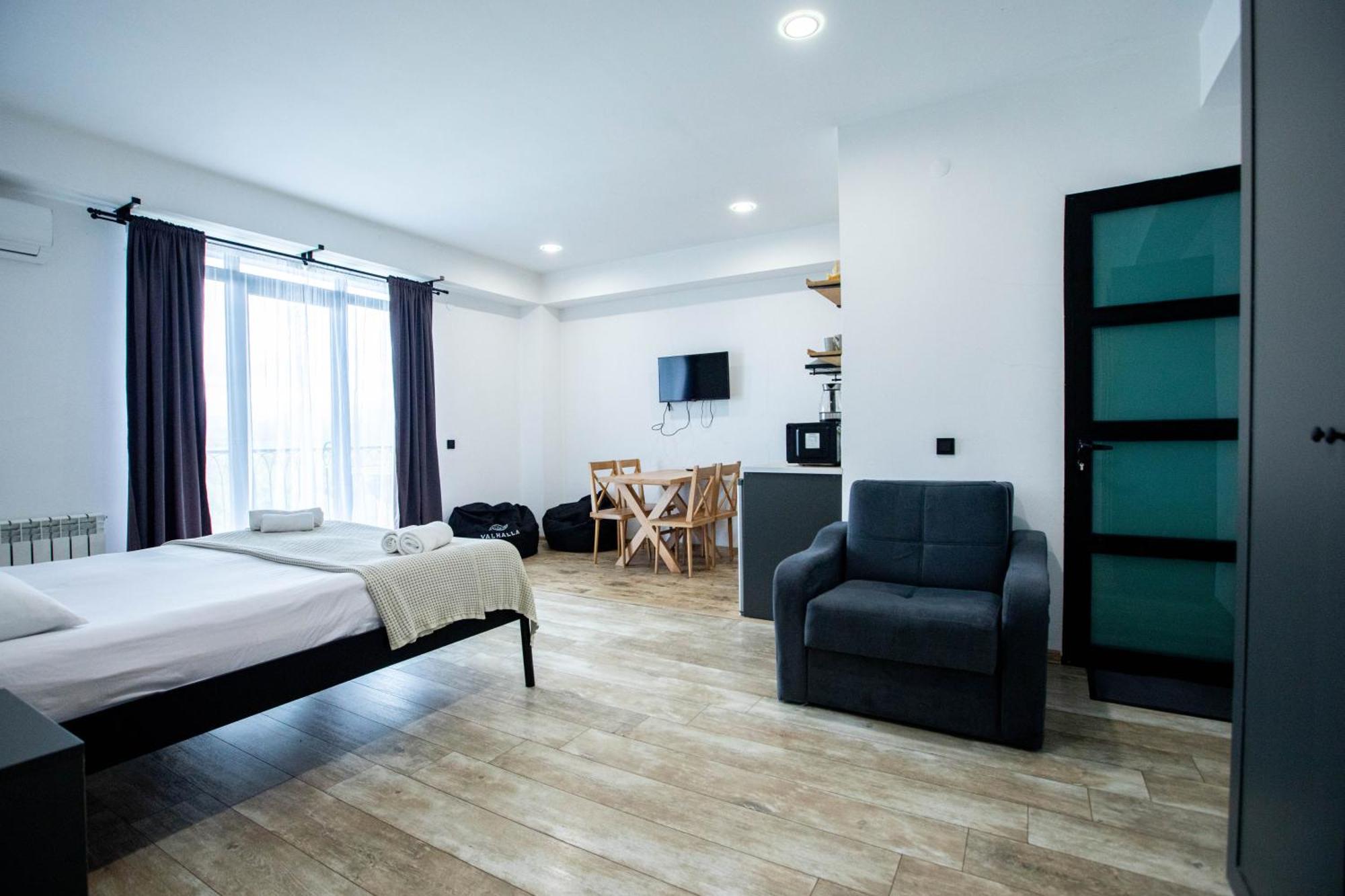 Level Up Hotel & Restaurant Кобулети Екстериор снимка
