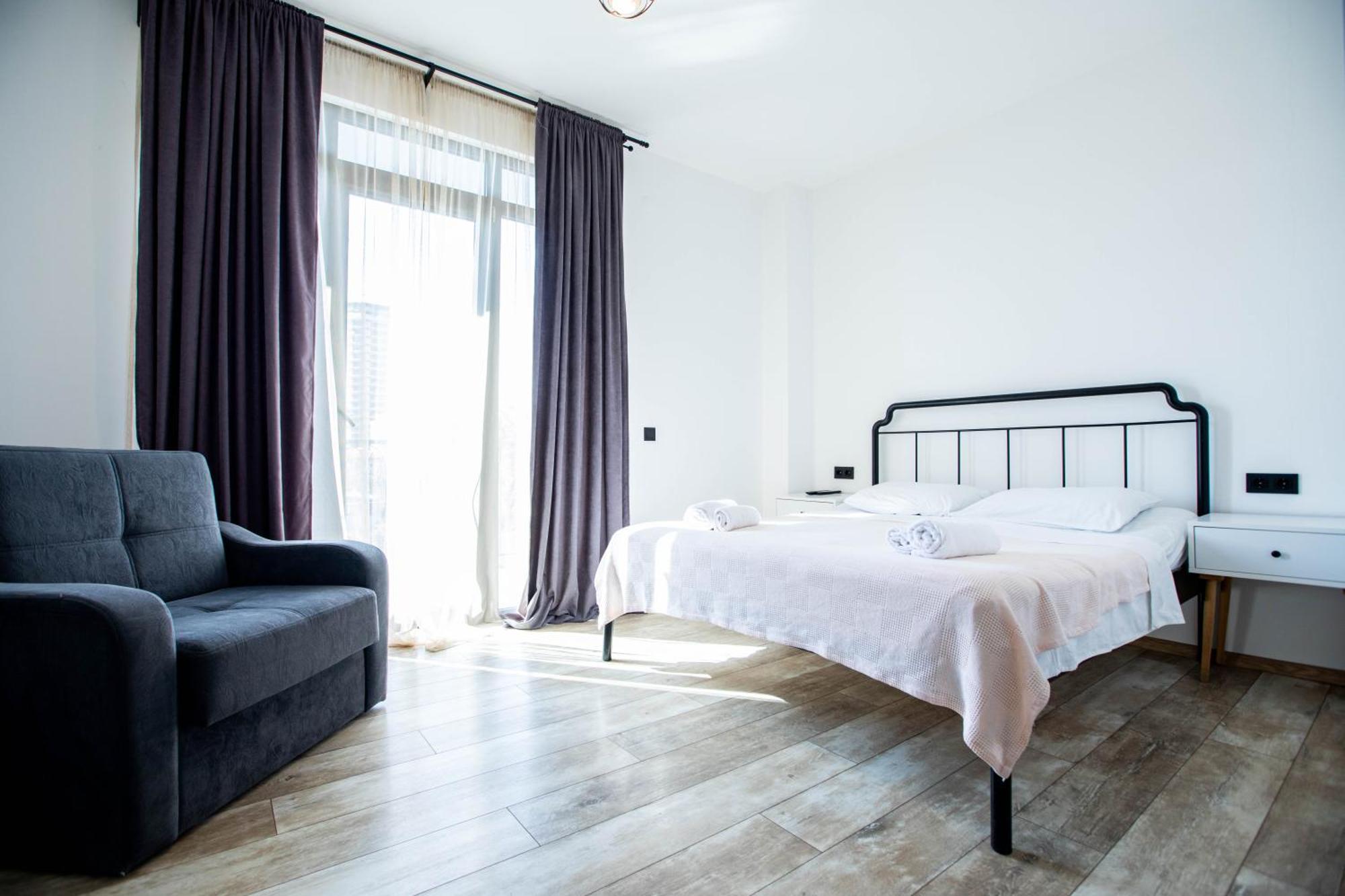 Level Up Hotel & Restaurant Кобулети Екстериор снимка