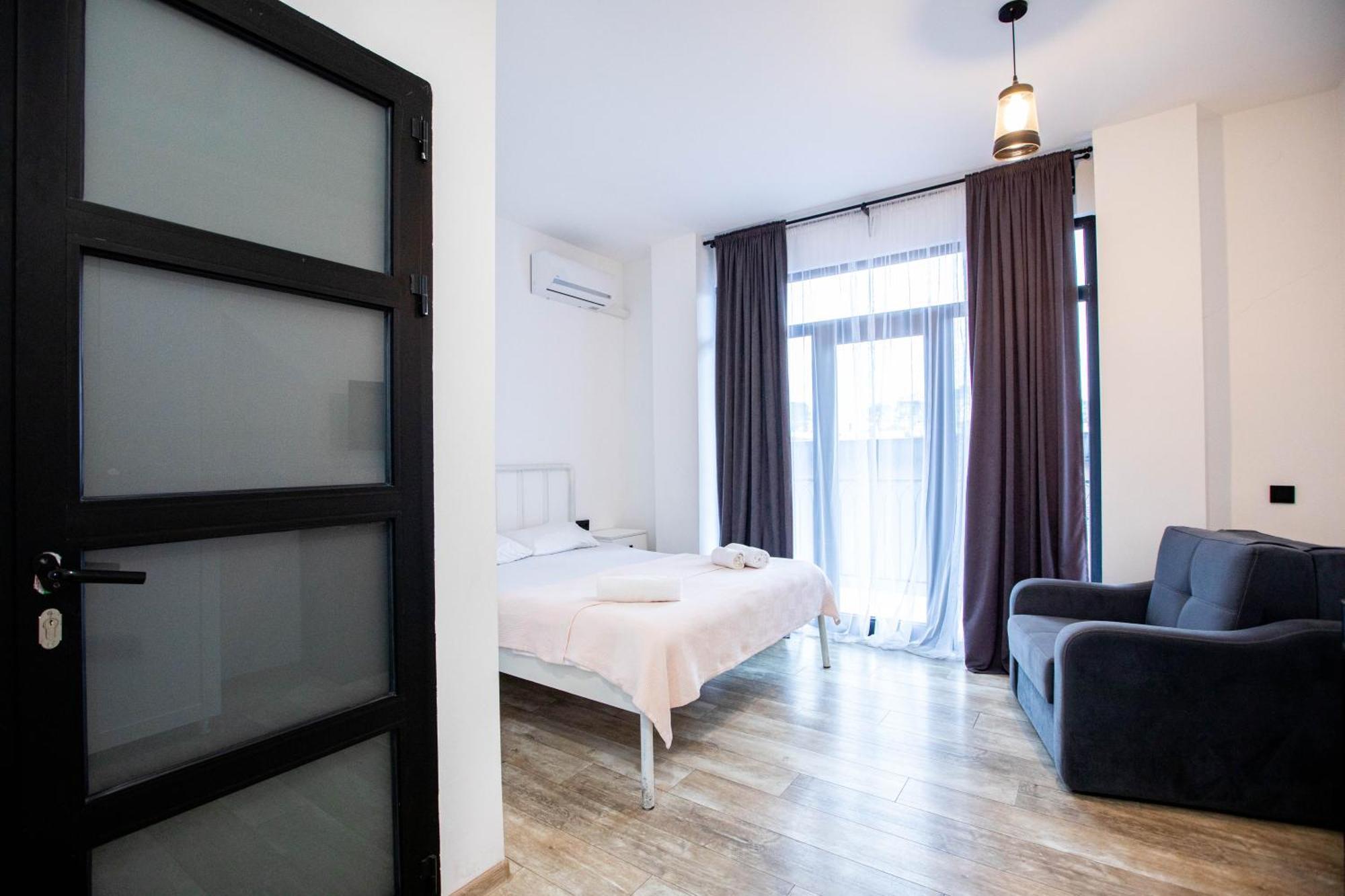 Level Up Hotel & Restaurant Кобулети Екстериор снимка