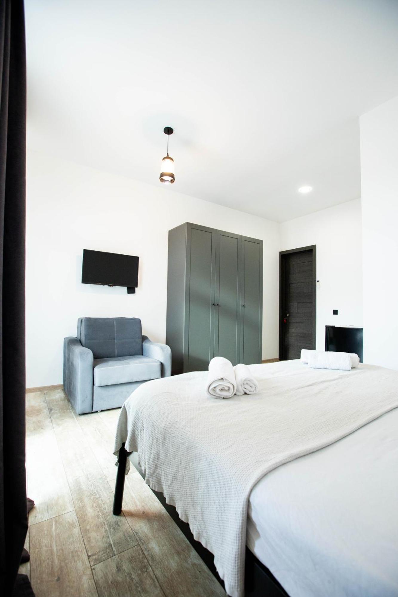 Level Up Hotel & Restaurant Кобулети Екстериор снимка